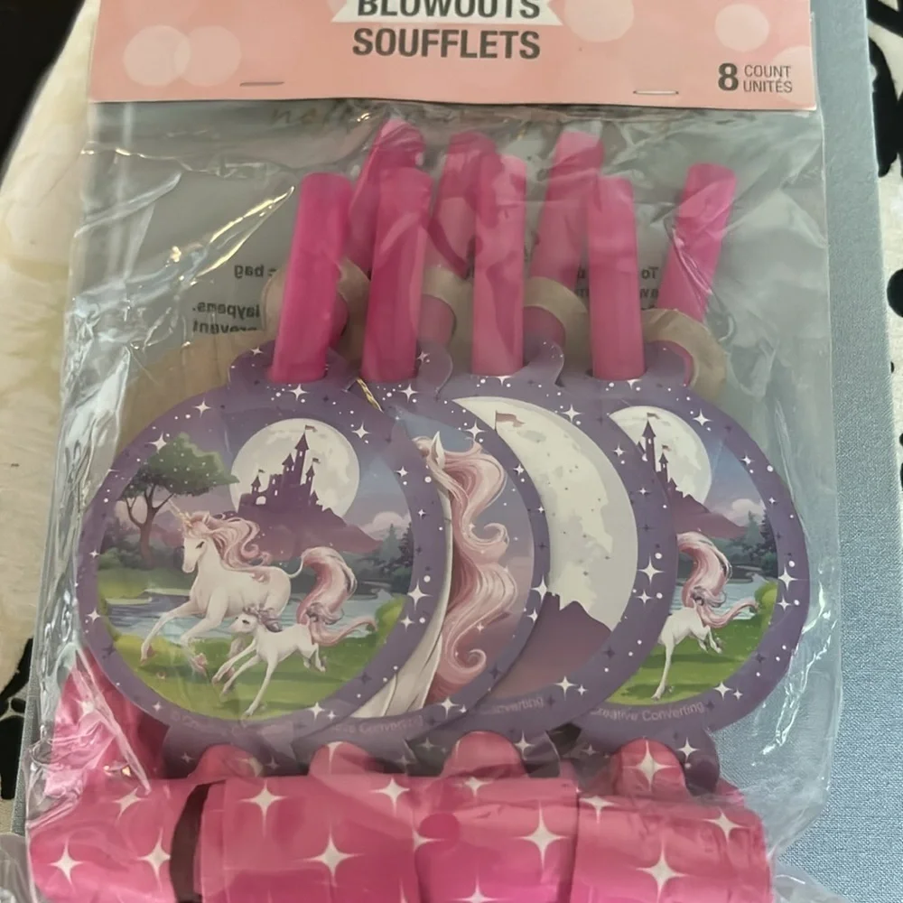 Fantasy Unicorn party bundle for 8 Pastel Colors 61 pieces.